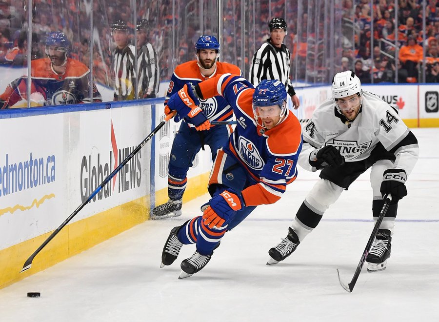 Kings-Oilers-2025playoffs.jpg