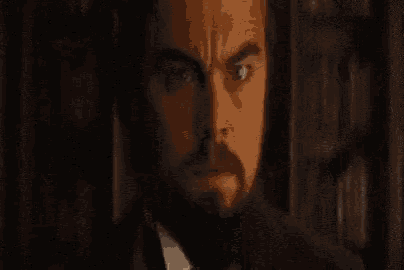 leonardo-di-caprio-die.gif