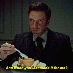 tumblr_ns2edizRN71r8tg38o2_250.gif