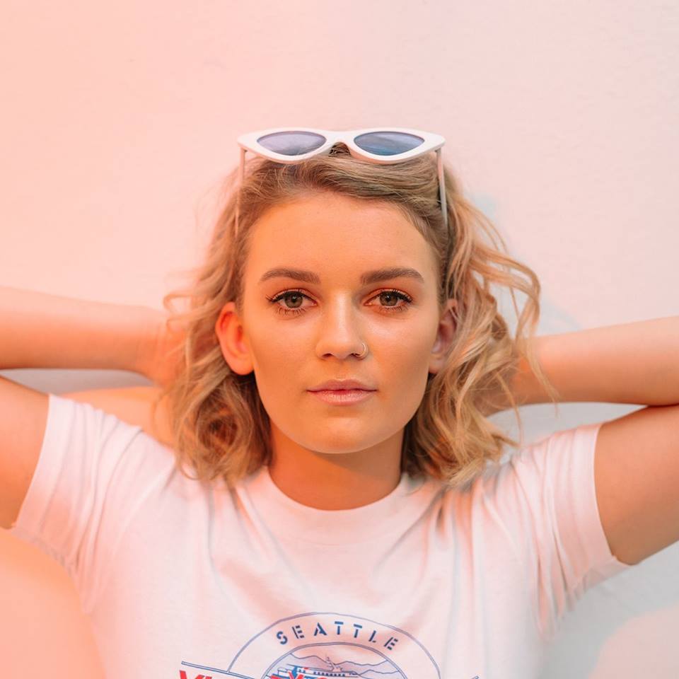 DWXWJNUXUAE-34h.jpg