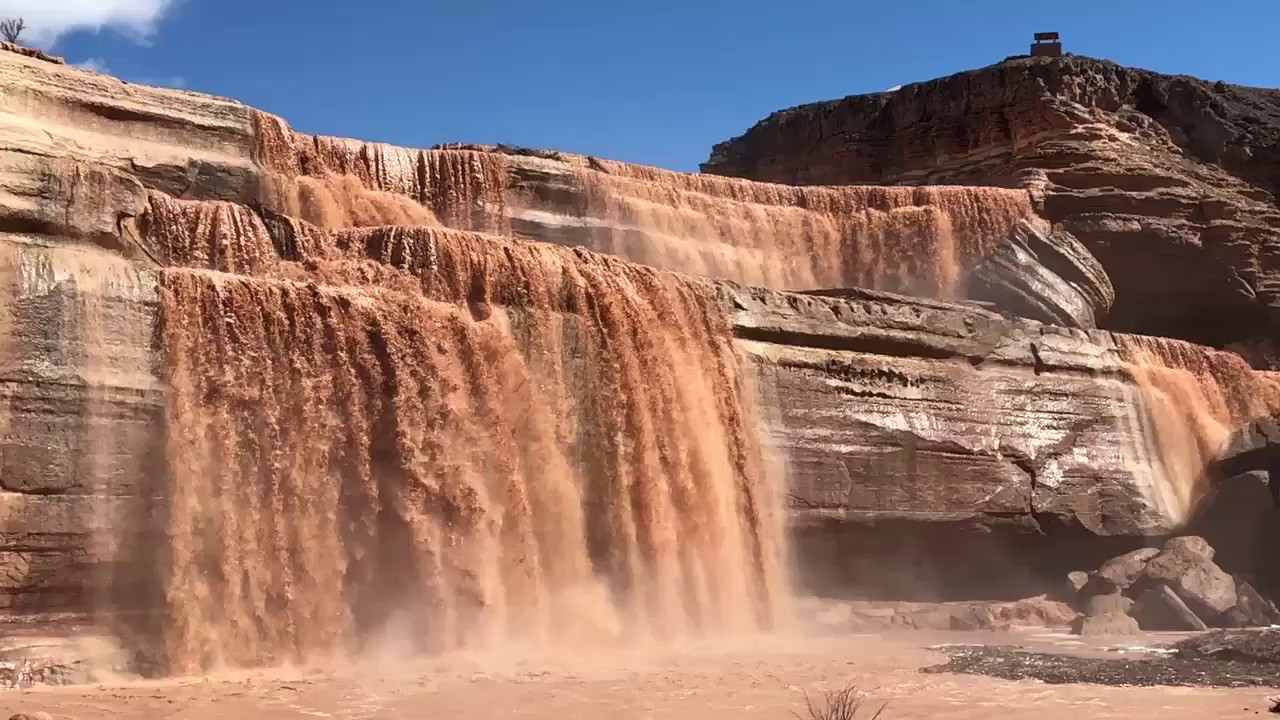 Grand-Falls-Arizona-1.jpg