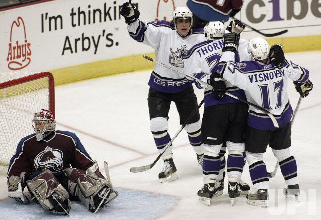NHL-KINGS-AVALANCHE.jpg