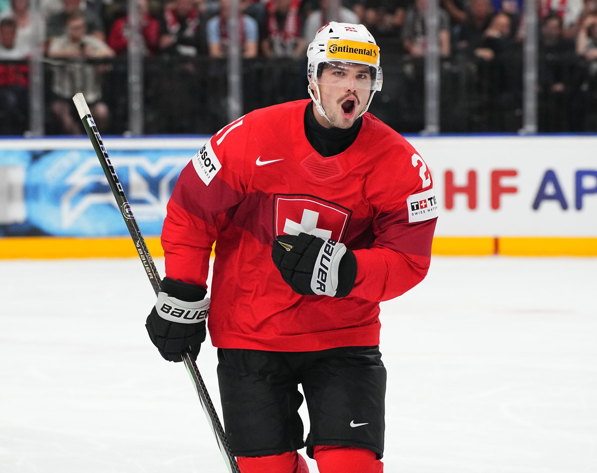 www.iihf.com